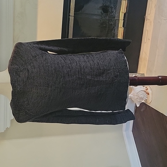 Medium Roxy Knit Sweater - Picture 4 of 4